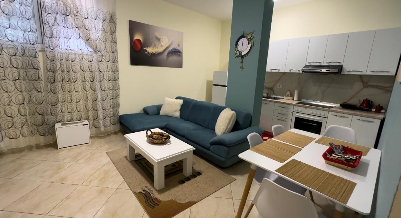 Villa Apartments S&F City Centre Тирана Екстериор снимка